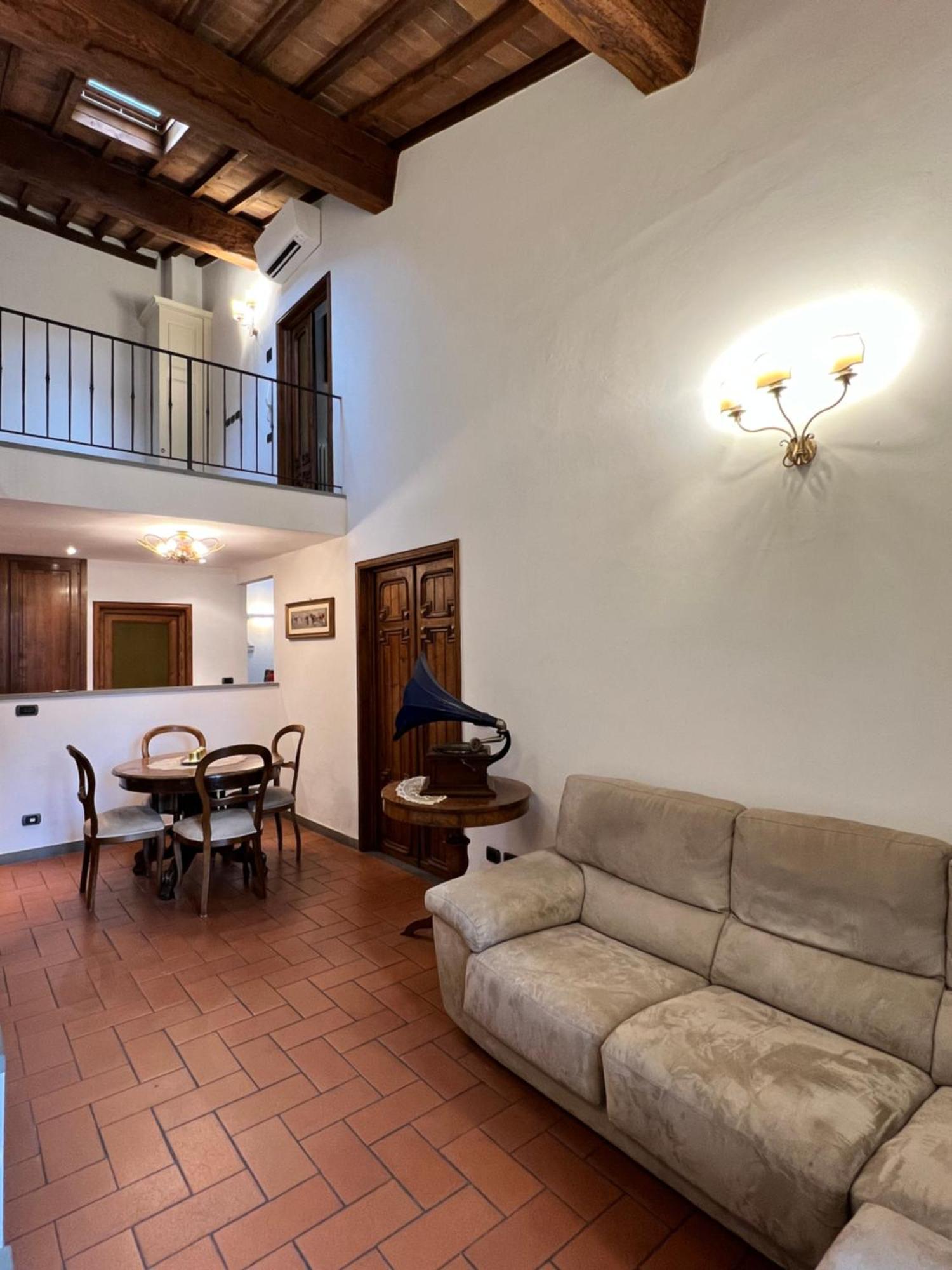 Baroni Cortelli Appartamento Firenze